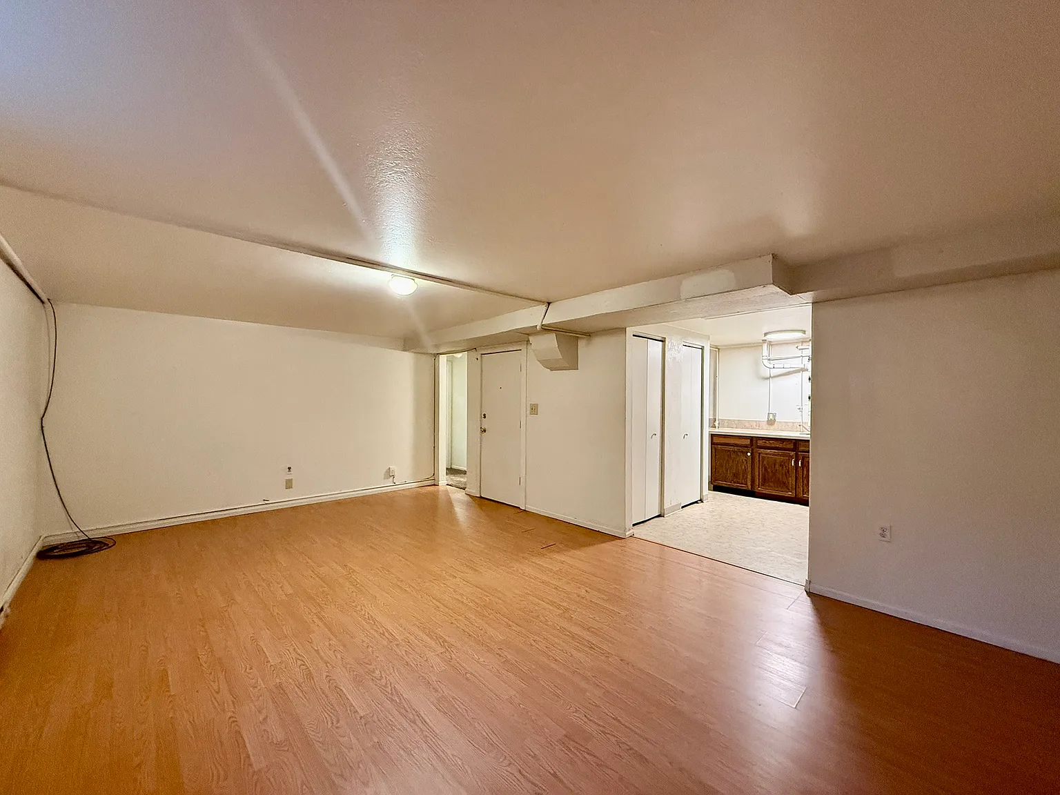 2 bed, 800 sqft, $1,275 — Photo 4