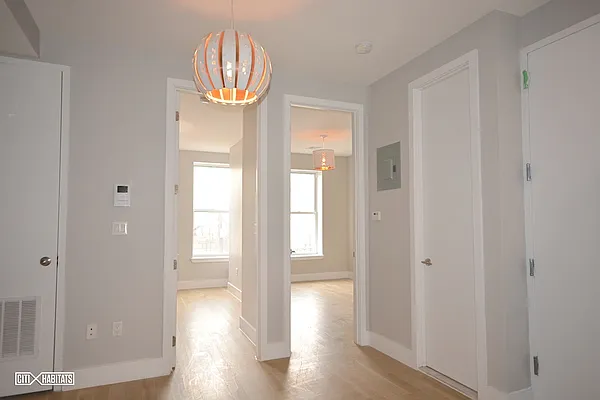 Rented by Citi Habitats | media 29