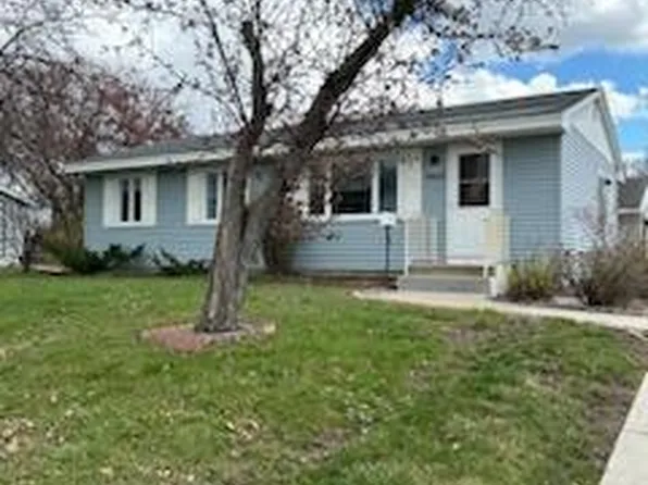 9433 Northwood Pkwy, New Hope, MN 55427