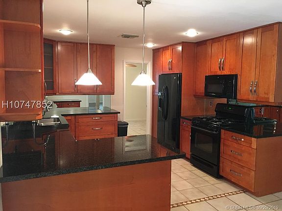 5th image of 4852 Blue Pine Cir