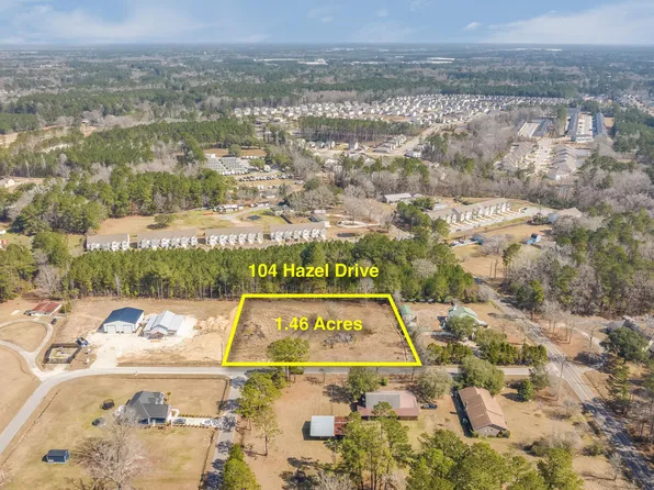 104 Hazel Dr, Summerville, SC 29483