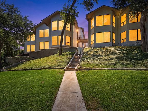 4th image of 365 S GILBERT AVE #365