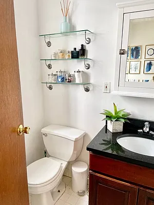 Rented by Century 21 Premier  | media 11