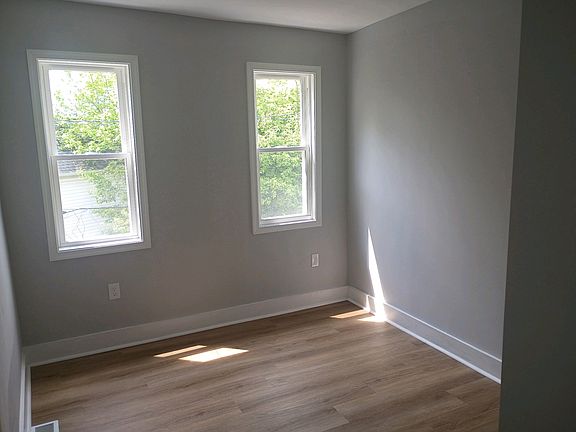 4th image of 4233 Old Frederick Rd