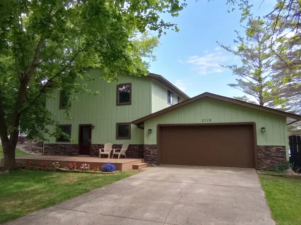 2119 Middle Haven Dr, Gladwin, MI 48624