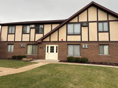 4572 W 131st St APT 1N, Alsip, IL, 60803