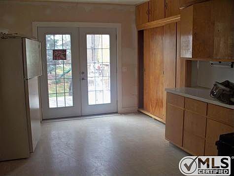 2nd image of 1312 Palmer Ave