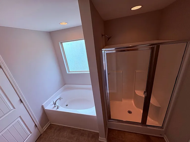 175 Saxony Way — Photo 20