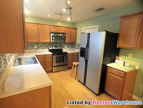 5th image of 3413 Bluespruce Way