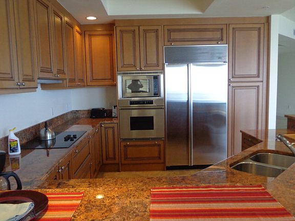 4th image of 85 Avenue De La Mer Unit 1004