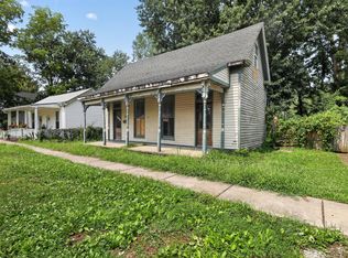 306 E Pike St, Vevay, IN 47043