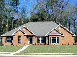 731 Cantabury Ln, Millbrook, AL 36054