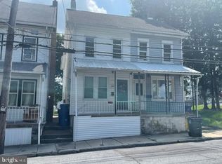 232 W Franklin St, Womelsdorf, PA