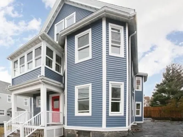 21 Temple St #2, Mattapan, MA 02126