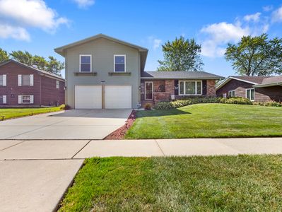 1045 Nottingham Ln, Hoffman Estates, IL, 60169