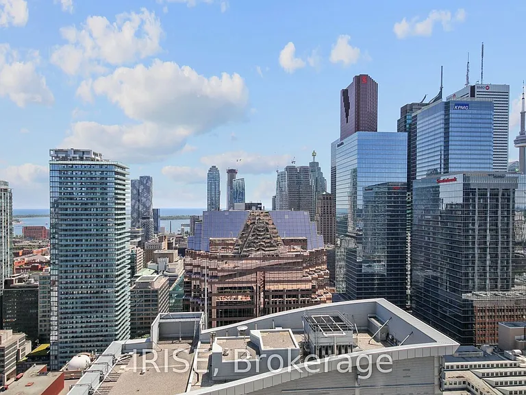 197 Yonge St #3405 — Photo 11