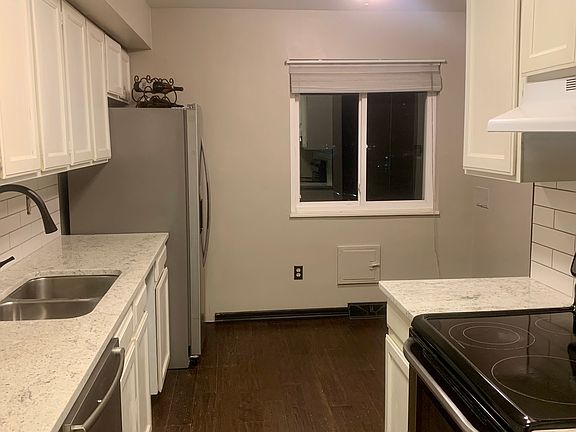 3rd image of 6460 E Wesley Ave