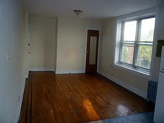Rented by Elenora Dantchev, LREB
