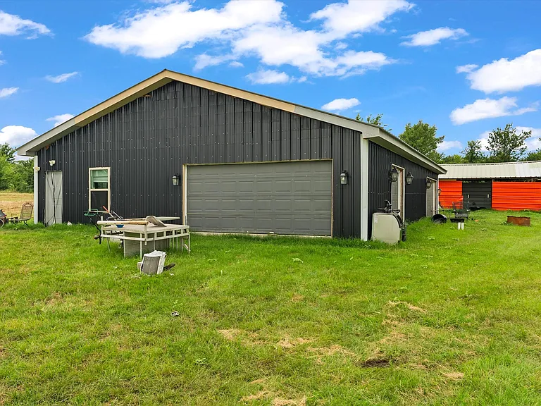 6131 Hartlee Field Rd — Photo 39