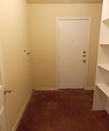 4th image of 3025 Douglas Fir Dr