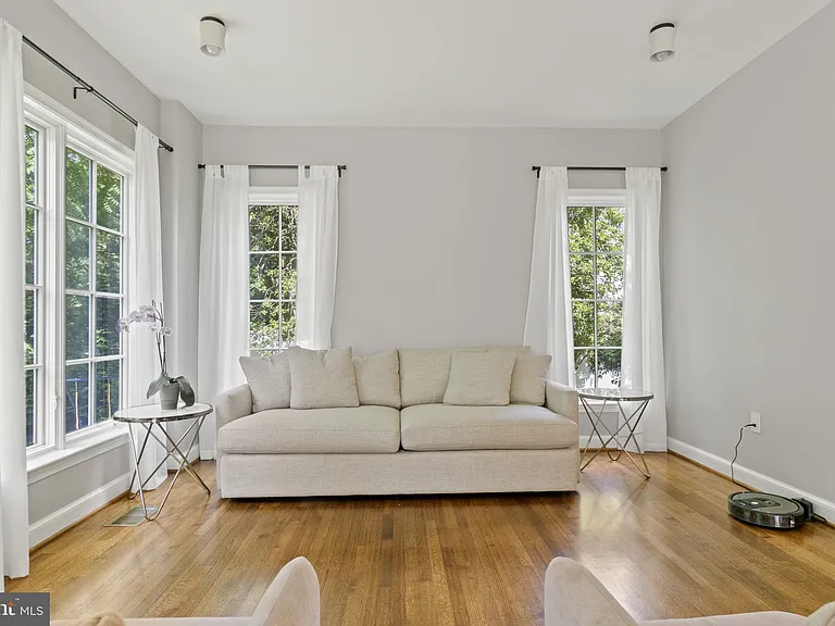 3901 Woodbine St — Photo 16