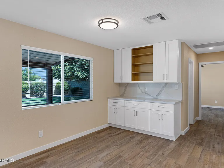 18408 N 46th Dr — Photo 16