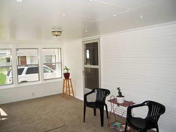 5th image of 1308 S 1st St