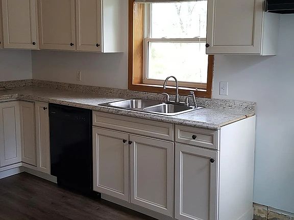 5th image of 5628 Glenview Dr #1