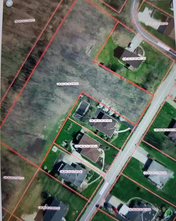 Info tube on Wilson Ave