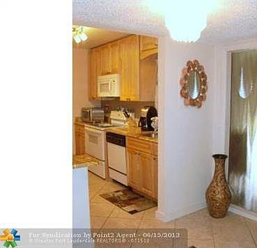5th image of 8600 NW 34th Pl #207B