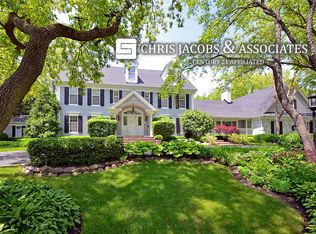 350 Plymouth Dr, Inverness, IL 60067