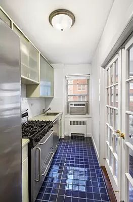 4th image of 35 E 85th St APT 8G