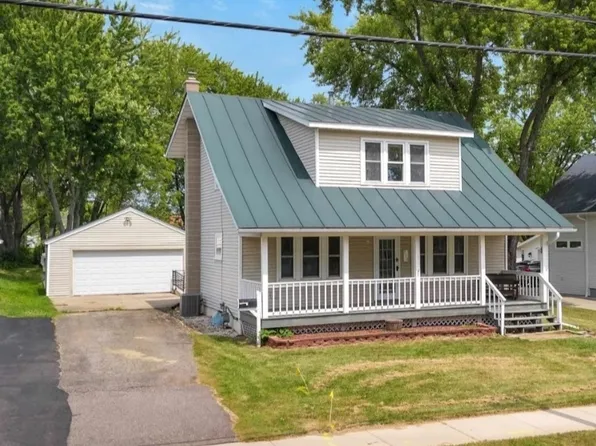715 W Blodgett St, Marshfield, WI 54449