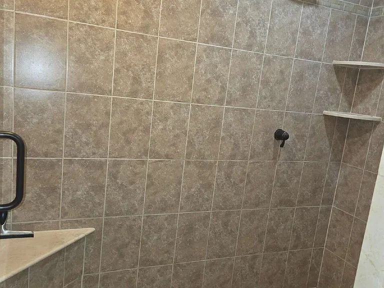 212 Sandstone Dr — Photo 11