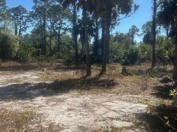 3611 50th St W, Lehigh Acres, FL 33971