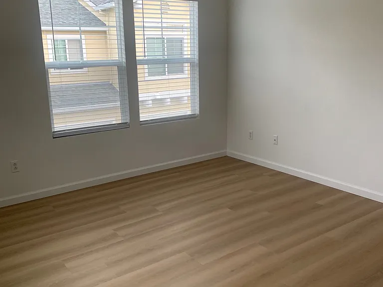 230 Wildrose Cmn #1 — Photo 24