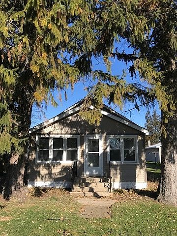 1st image of 140 Lemmon St
