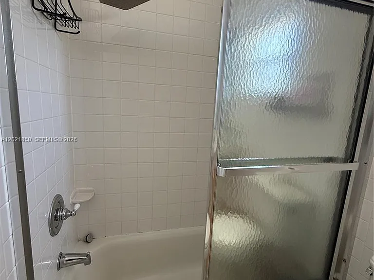 172 Valois Blvd — Photo 27