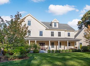 5 Whitman Cir, Lexington, MA 02420