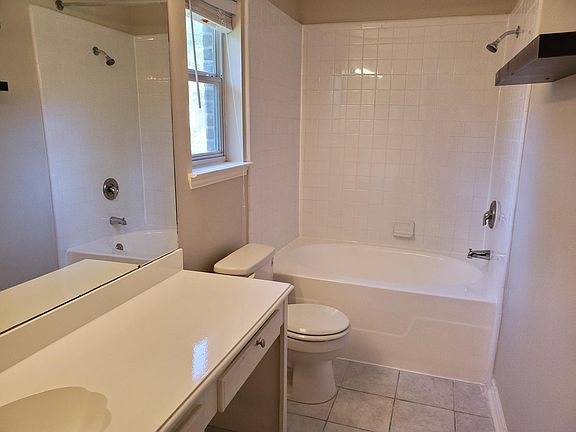 5th image of 25342 Dogwood Ln