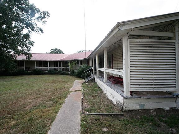 3rd image of 11436 Farm Road 269 S