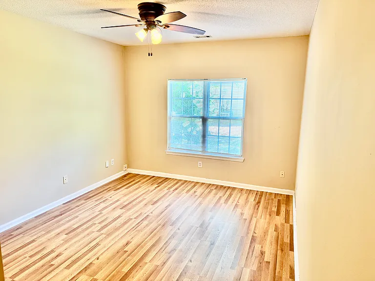 624 N Fairfield Dr — Photo 10