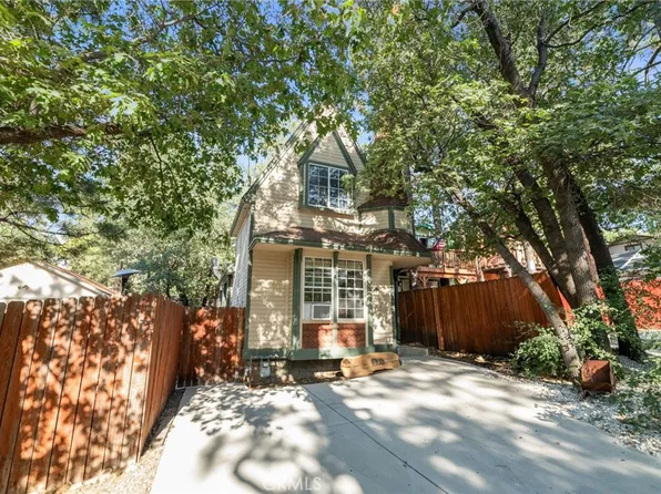 353 San Bernardino Ave, Sugarloaf, CA 92386