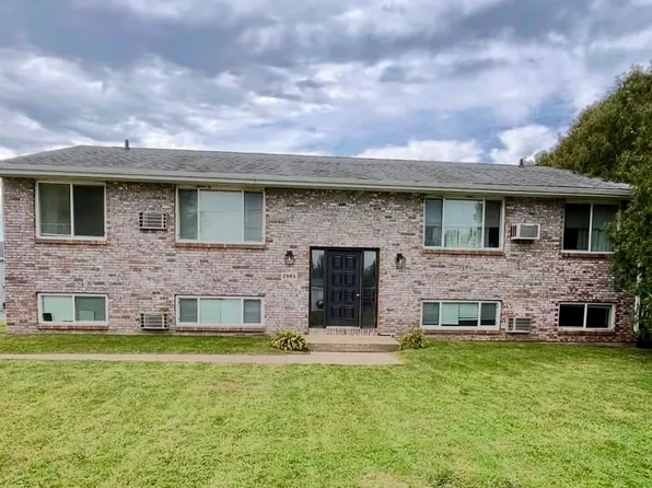 2985 Hales Mill Rd #1, Dubuque, IA 52002