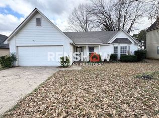 7521 Valley Mist Dr, Memphis, TN 38133
