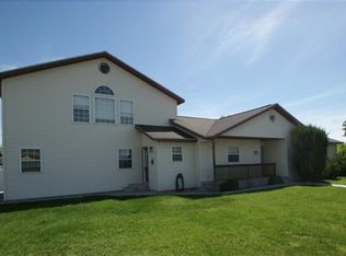 1018 W 5th St, Filer, ID 83328