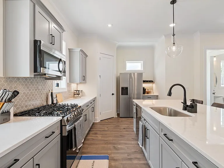 601 Southgate Ave — Photo 30