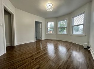 16 Batavia Pl, Harrison, NY 10528