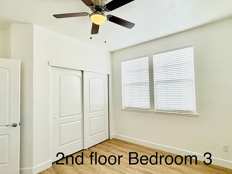 Barnhill Dr — Photo 18