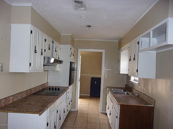 2nd image of 1737 Park Circle Dr